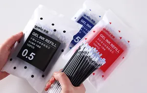 Vue détaillée des recharges d'encre gel YUELU 0,5 mm en packs de 100 pièces, noir/rouge