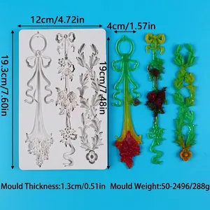 Vista dettagliata dello stampo in silicone con motivi floreali e dimensioni in cm