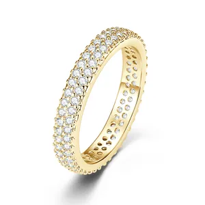 Eleganter 14k vergoldeter Dreibett-Moissanit-Ewigkeitsring für Damen für den Alltag