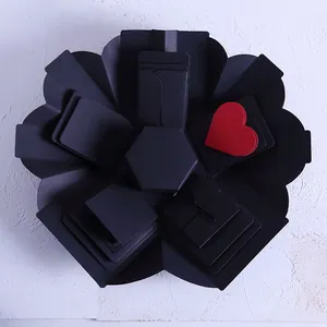 Caja de regalo explosiva DIY negra con corazón rojo para álbumes de fotos sorpresa