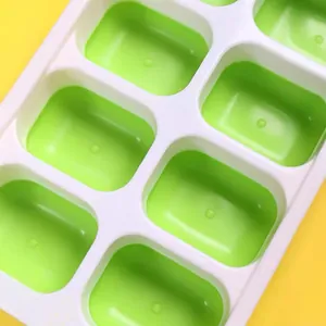 Bandeja de cubitos de hielo de silicona cuadrada de 14 rejillas con fondo suave y fácil