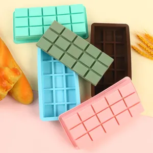 Set de moules à chocolat en silicone colorés à 12 cavités avec barre finie et décor