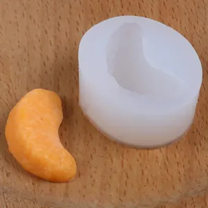 Detailansicht der Silikonform für kreative Kerzen in Form von Fruchtstücken aus Silikon