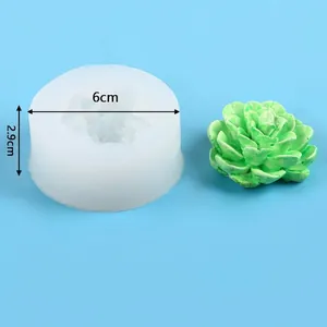 Detalle del molde de silicona para suculentas con medidas de 6 cm de diámetro y 2,9 cm