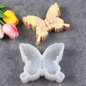 Molde de silicona con forma de mariposa para jabones y velas caseras con muestra