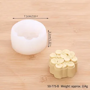 Detail view of 7.1cm floral silicone mold and finished flower-shaped soap sculpture