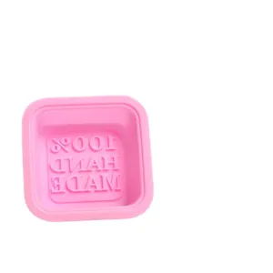Moule à savon carré en silicone rose avec texte 100% Hand Made embossé pour l'artisanat.