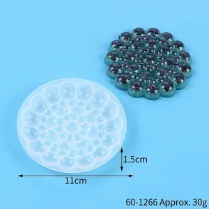 Détail du moule en silicone pour dessous de verre à bulles, diamètre 11 cm, hauteur 1,5 cm