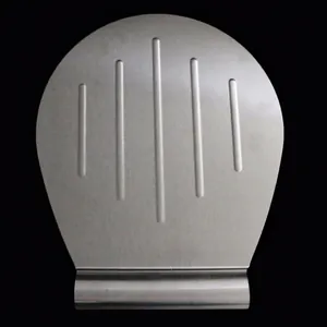 Heavy-duty stainless steel cake lifter and transfer plate for safe baking and moving.