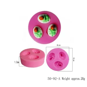Detailed view of 4cm pink rose flower silicone fondant mold with dimensions and weight