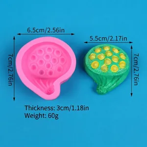 Detailed macro view of a lotus pod silicone mold with dimension and weight annotations.