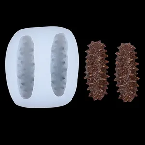 Detailweergave van siliconen zeekomkomnervorm voor chocolade en fondant voor doe-het-zelf.