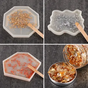Gold and silver foil flakes for DIY crystal resin jewelry and decorative painting.