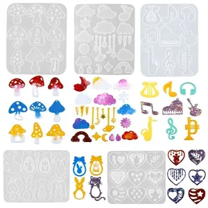 Stampi in Silicone per Orecchini in Resina Epossidica DIY Coniglio Fungo Vaso Fiori Nuvola Castello Strumento Musicale