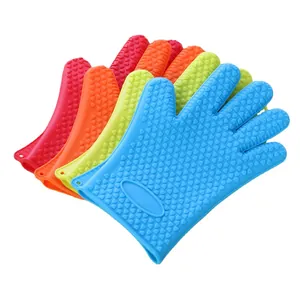 Gants de cuisine en silicone résistants à la chaleur avec motif cœur antidérapant