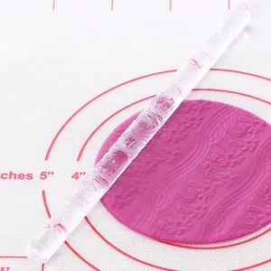 DIY transparent acrylic rolling pin with floral pattern for fondant embossing tool