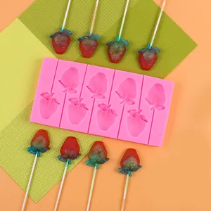 Detalle del molde de silicona de fresa de 8 cavidades para piruletas y dulces caseros