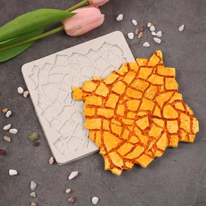 Vista detallada del molde de silicona grande para fondant con textura de corteza