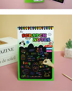 Blocco note colorato da grattare per bambini per arte creativa fai da te e disegno