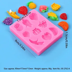 Detailansicht einer rosa Silikon-Fruchtform mit Maßen und farbenfrohen Obstbeispielen