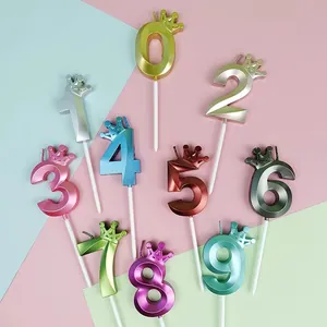 Juego de 10 velas de cumpleaños metálicas con diseño de corona para decorar tartas
