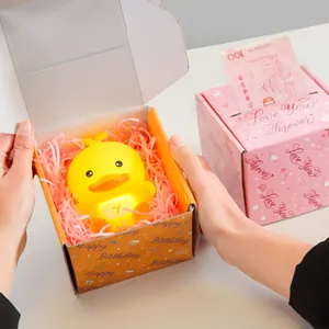 Set regalo scatola portasoldi per compleanno con simpatica luce notturna papera