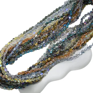 Bunte unregelmäßig geschliffene Glasperlen für handgefertigten DIY-Schmuck und Ketten