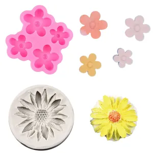 Versatile sunflower and small flower silicone mold set for DIY cake and chocolates