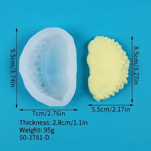 Detailansicht der Silikonform in Durian-Form mit Maßen für die DIY-Kuchendekoration
