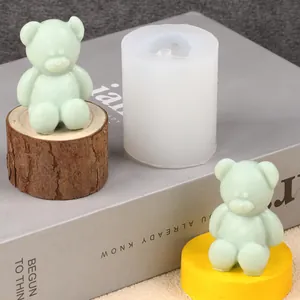 High quality bear-shaped silicone mold for DIY scented candles and handmade soaps