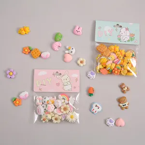 Set di ciondoli colorati in resina fai-da-te per cartoleria e decorazione accessori