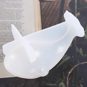 Nahaufnahme einer 3D-Wal-Silikonform für DIY-Kristall-Epoxidharz-Kunsthandwerk-Details