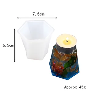 Detailed view of the hexagonal silicone mold including dimensions and product weight