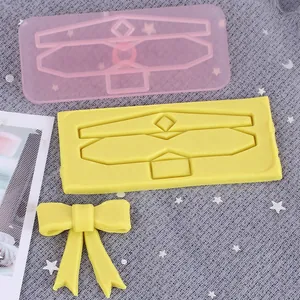 Detail van siliconen vlinderstrikvorm voor fondant cake decoratie