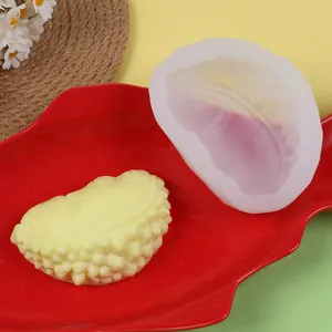 Detailansicht der Silikonform in Durian-Form für DIY-Fondant und Schokoladendekoration