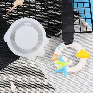 Round rabbit silicone mold for DIY aromatherapy gypsum car pendants with hanging hole