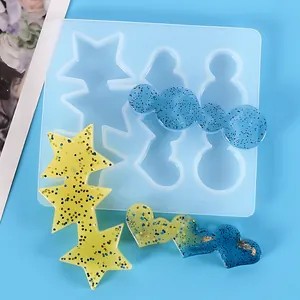 Détail du moule en silicone pour barrettes en résine DIY avec de jolies formes d'étoiles