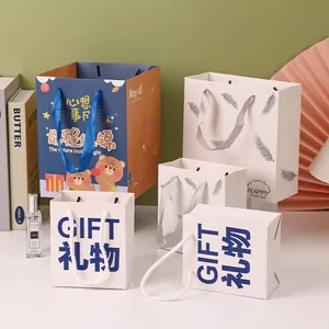 Creative Cartoon Gift Bag Minimalist Portable Paper Bag For Birthday Party Children Handheld Gifting Wrap Bag Ribbons Handle