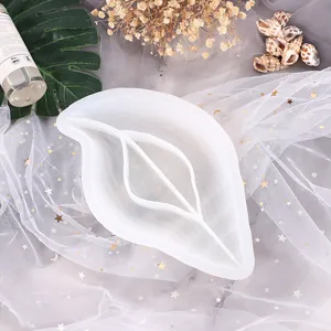 Stampo in silicone bianco traslucido a forma di conchiglia per vassoio in resina fai da te