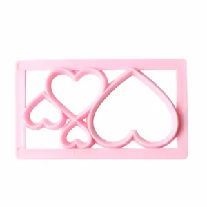 Rosa herzförmige Plätzchenform aus Kunststoff für DIY Backen und Tortendekoration