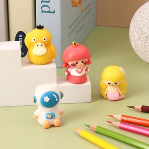 Niedliche Cartoon-Bleistiftanspitzer für Kinder in einem bunten, tragbaren Mini-Set