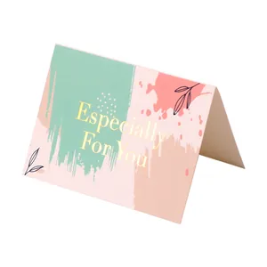 Carte de vœux créative dorée 'Especially For You' avec un design abstrait minimaliste