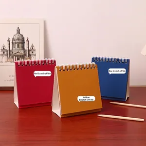 Δημιουργικά κάθετα μπλοκ ξυσίματος DIY για παιδιά σε χρώματα κόκκινο κίτρινο μπλε