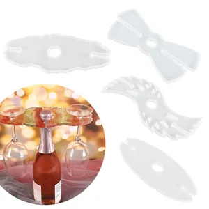 Set di 4 stampi in silicone irregolari per creare vassoi porta bicchieri di vino in resina