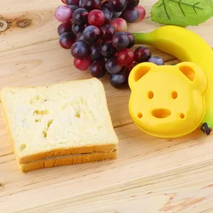 Moule à sandwich jaune en forme d'ours pour le petit-déjeuner créatif des enfants