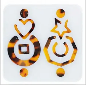 Dettaglio dello stampo in silicone per orecchini fai da te con motivo tartarugato chic