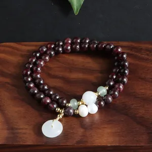 Handgefertigtes dunkellila Perlenarmband mit weißem Steinanhänger im neuen chinesischen Stil