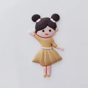 Figura de niña de dibujos animados de goma suave para decoración de pasteles de cumple