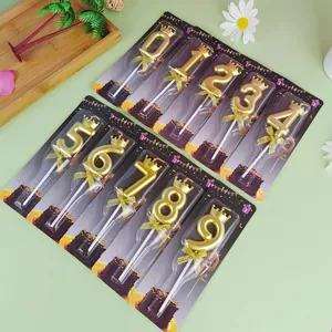 Set premium de velas de cumpleaños con números de corona dorada 0-9 para decorar tartas