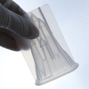 Detailansicht der aufwendigen 3D-Schloss-Silikonform für DIY-Kristallharz-Bastelarbeiten